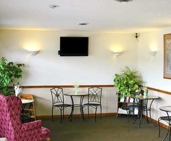 Americas Best Value Inn Knob Noster Dalaman gambar