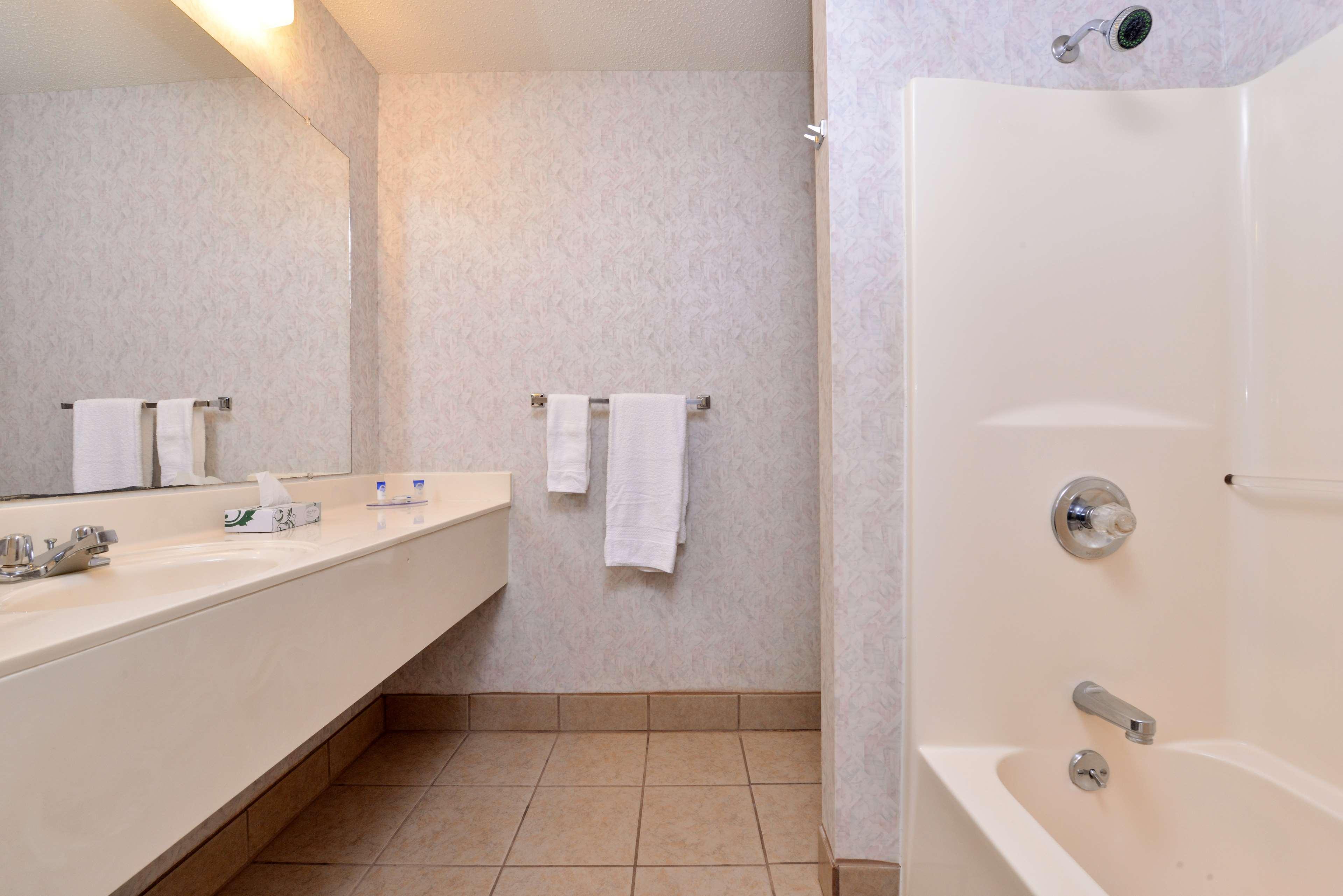 Americas Best Value Inn Knob Noster Luaran gambar