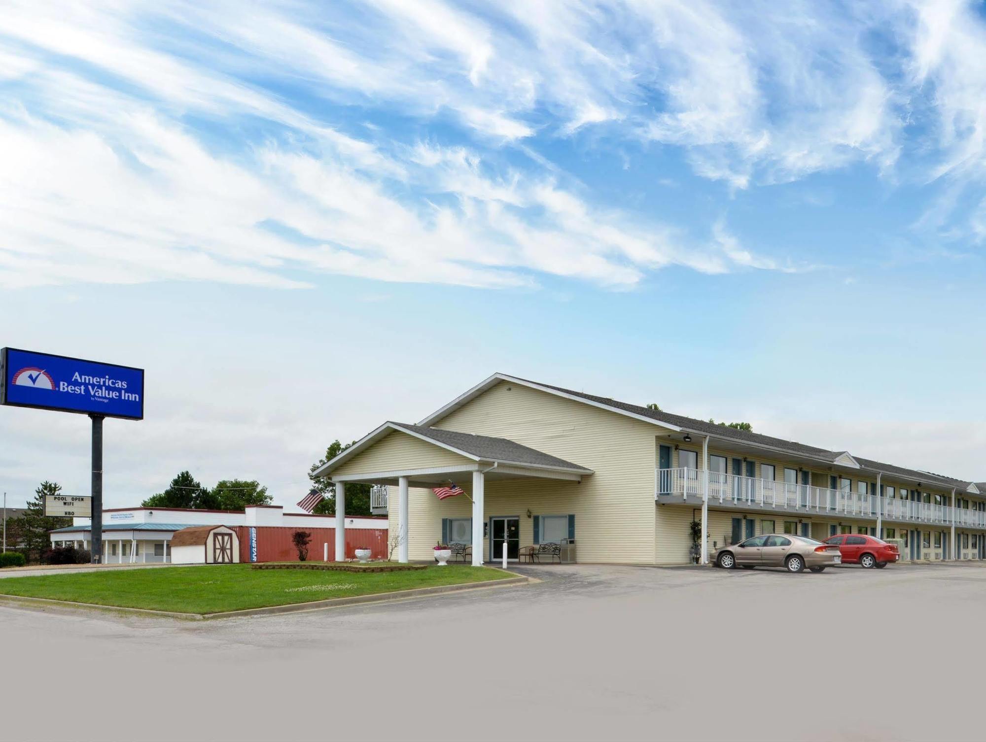Americas Best Value Inn Knob Noster Luaran gambar